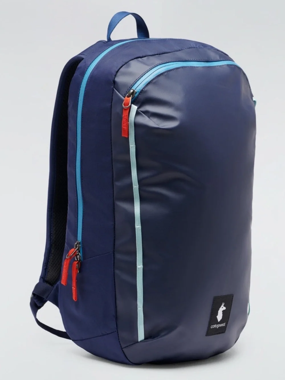 Cotopaxi blue vaya 18L backpack